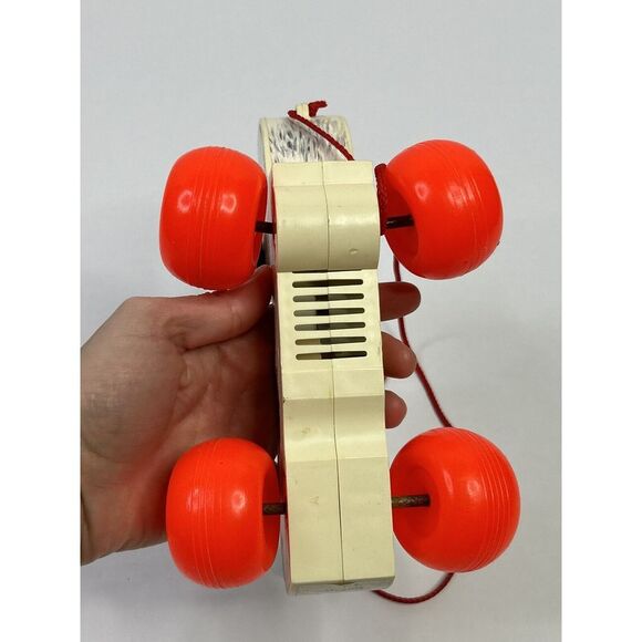 Fisher Price 1965 Little Snoopy Plastic Pull Along Toy Dog VINTAGE - Picture 7 of 13